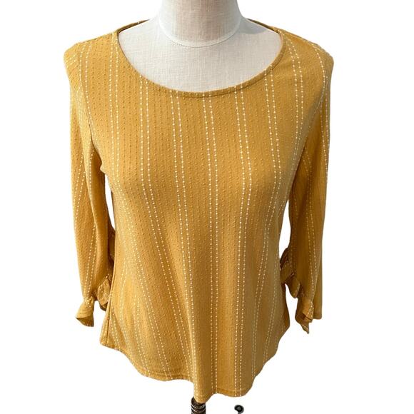 W5 Exaggerated ruffle sleeve top Mustard M - Picture 1 of 6